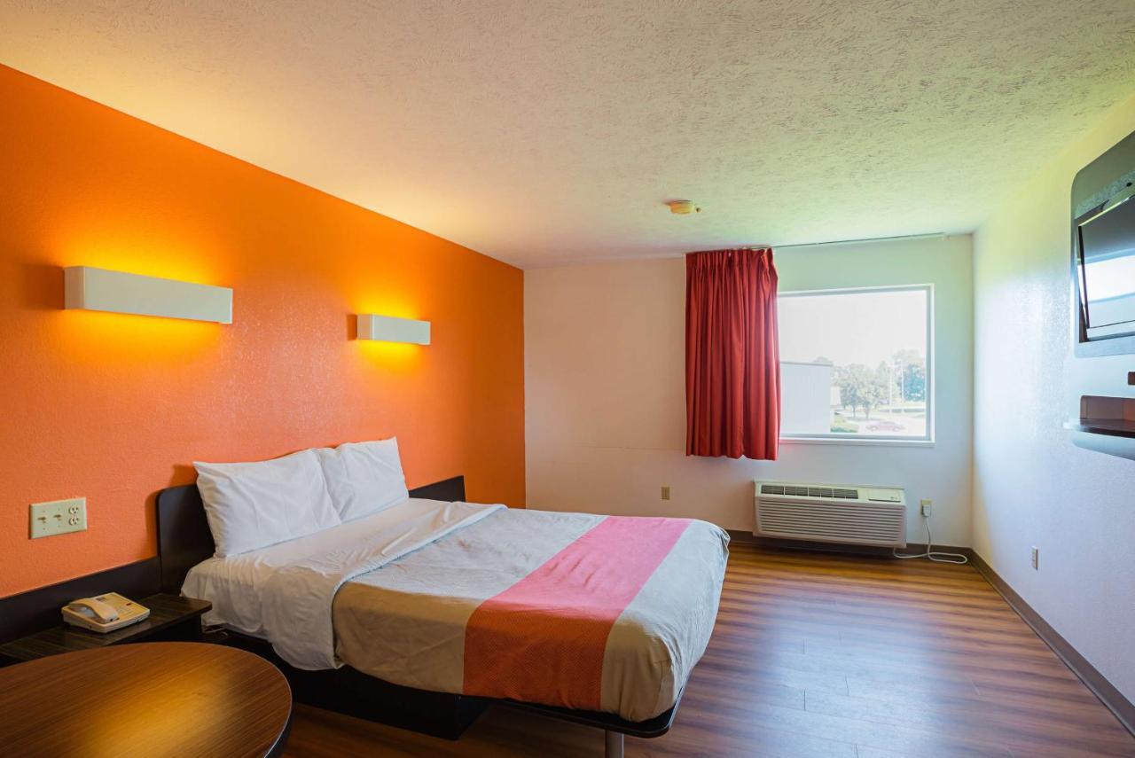 Motel 6 Omaha - Iat West Экстерьер фото