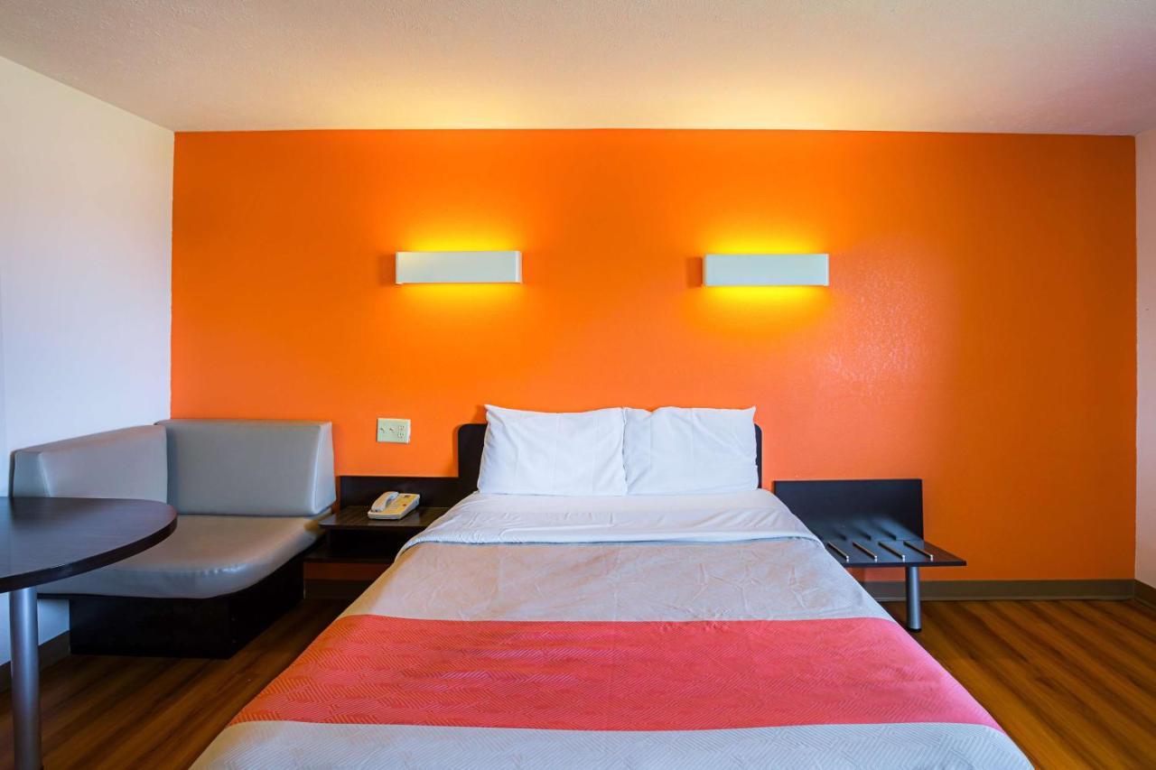Motel 6 Omaha - Iat West Экстерьер фото