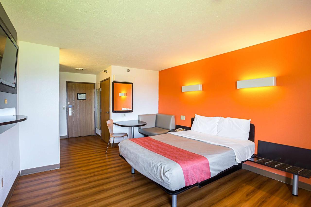 Motel 6 Omaha - Iat West Экстерьер фото